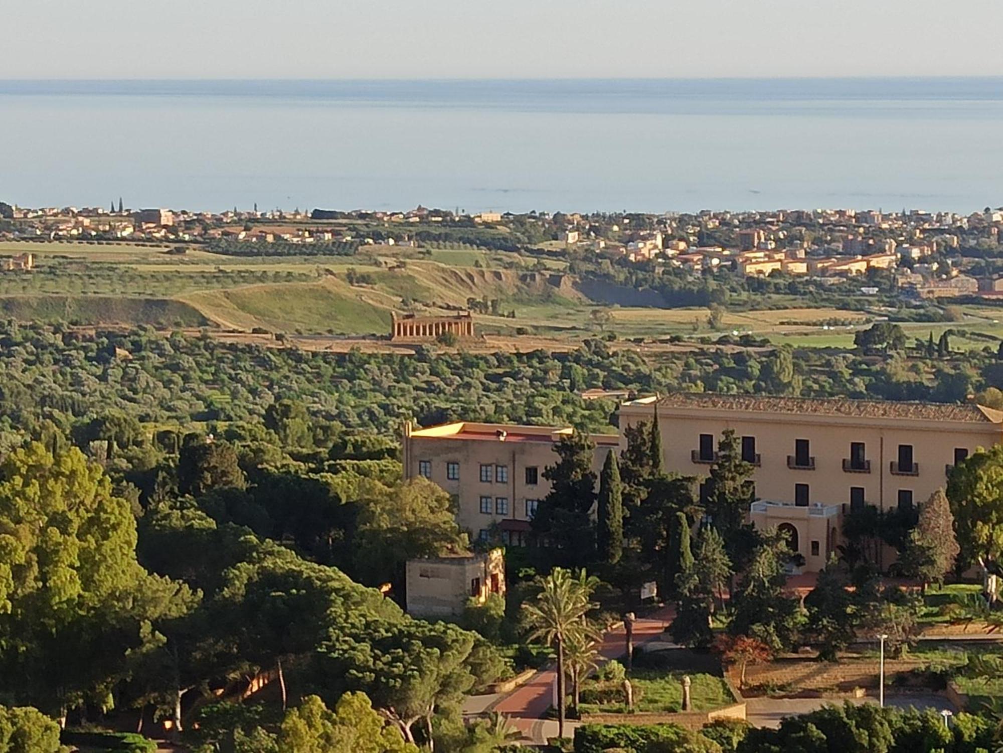 B&B Le 4 Stagioni Sul Viale, Belvedere Di Agrigento Eksteriør billede