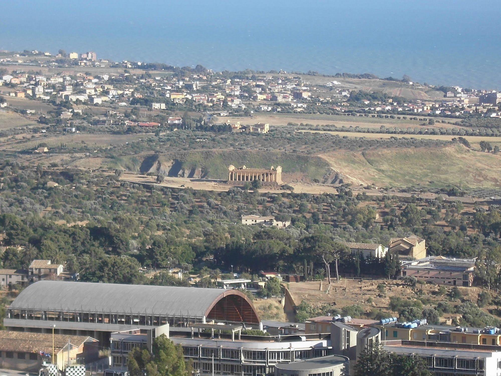 B&B Le 4 Stagioni Sul Viale, Belvedere Di Agrigento Eksteriør billede